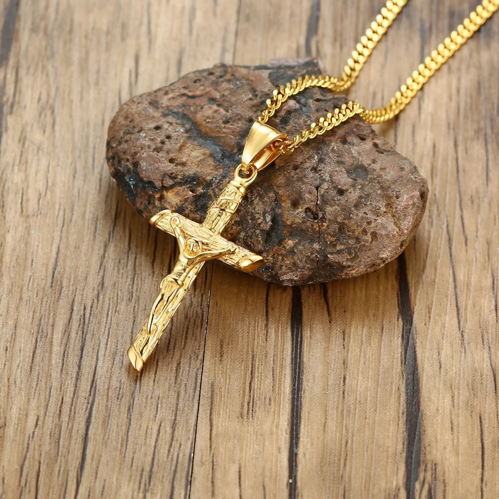 collar de Jesús en la cruz